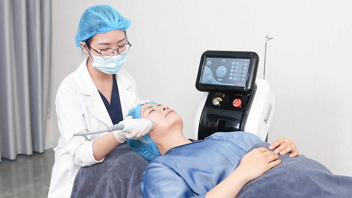 VẤN ĐỀ LÃO HÓA SAU SINH – PHƯƠNG PHÁP AN TOÀN NÀO LÀ CỨU TINH CHO NHAN SẮC MẸ BỈM